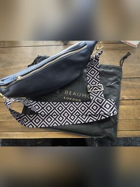 Elie Beaumont Navy Leather Crossbody Bag with Patterned Strap